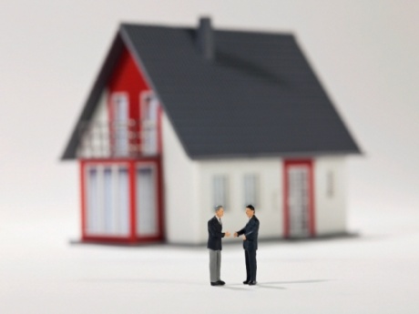Consejos para mantener segura tu casa mientras está en venta
