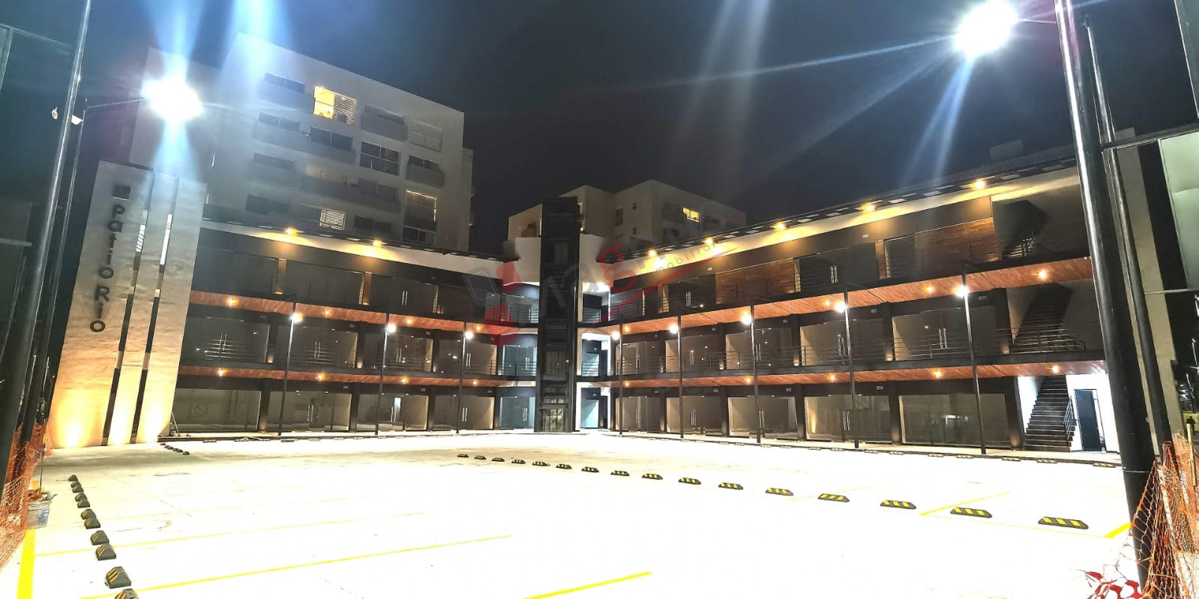 FELIX IRETA (PATIO RIO)