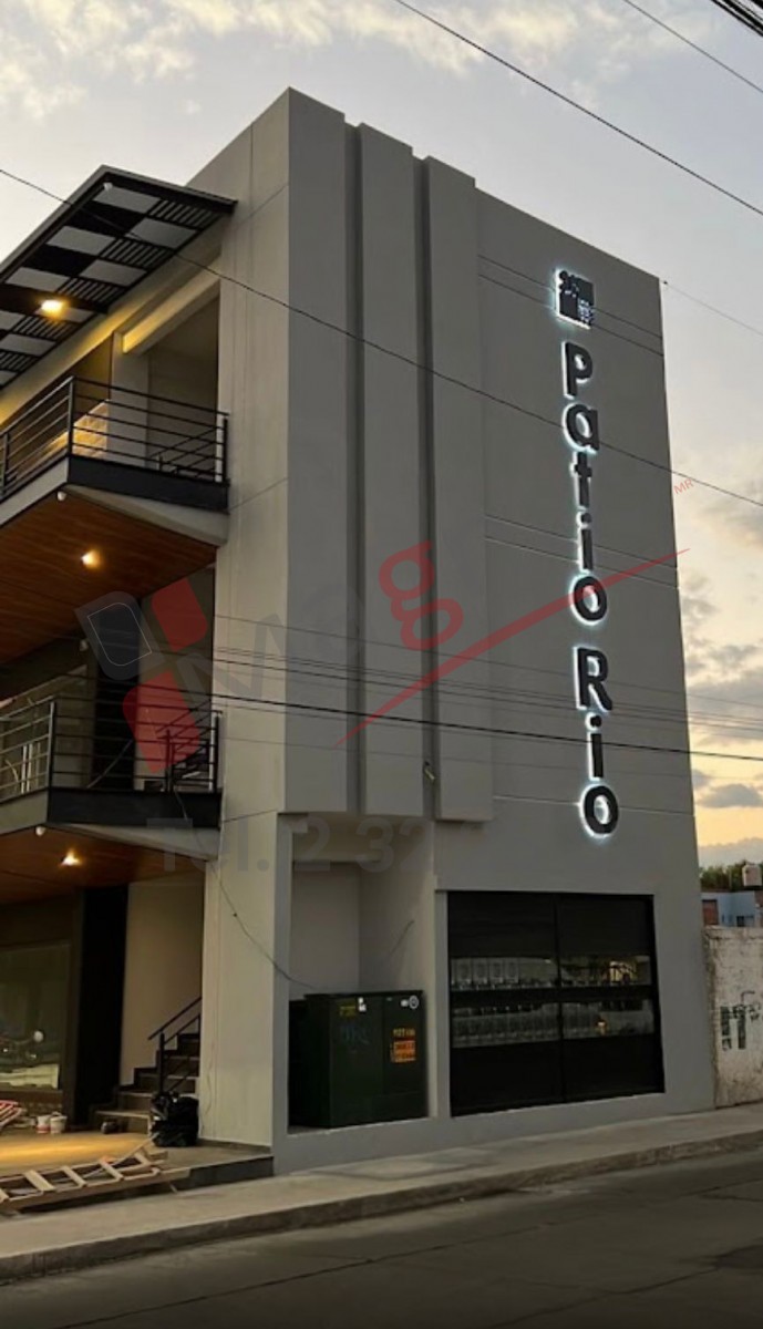 FELIX IRETA (PATIO RIO)