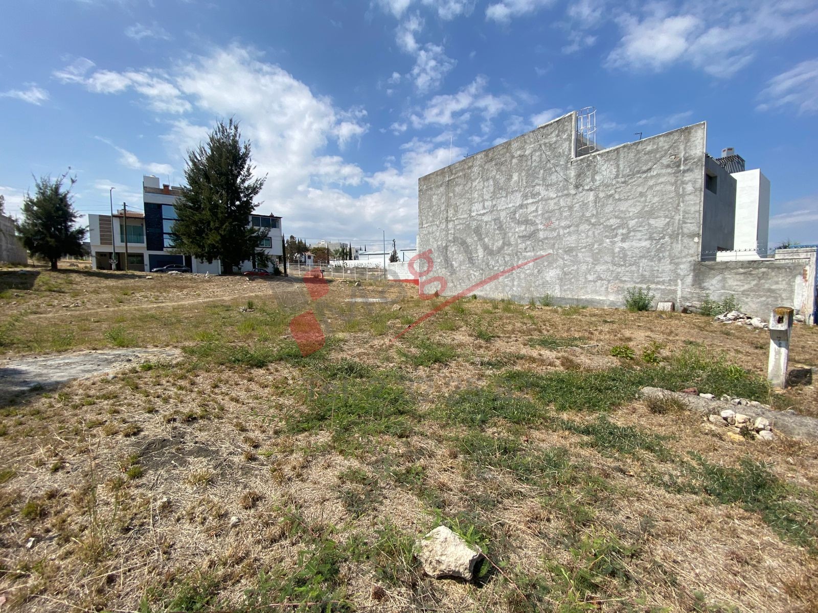 MONTAÑA MONARCA I, LOS LAURELES ALTOZANO